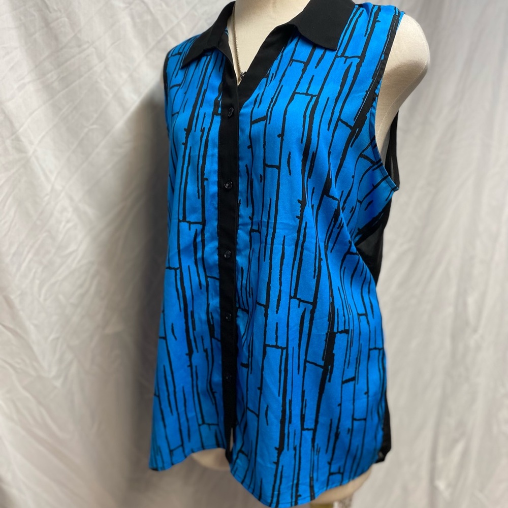 Rare Peridot Blue Brick Pattern Retro Print Black Button Blouse